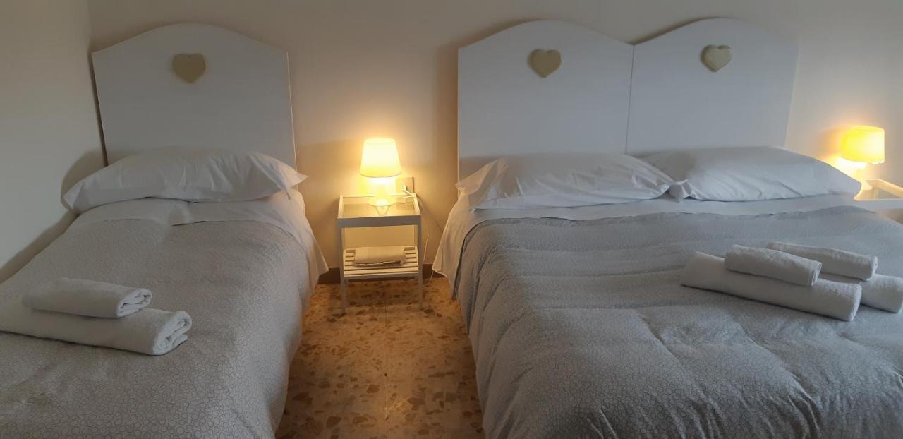 Certe Notti Bed & Breakfast ปิซา ภายนอก รูปภาพ